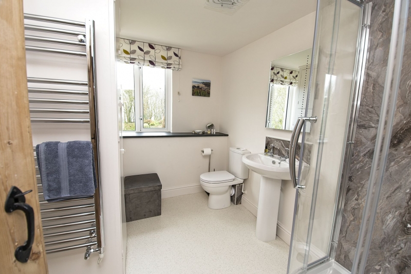 upstair shower room at Pickwell Barton Cottage Croyde